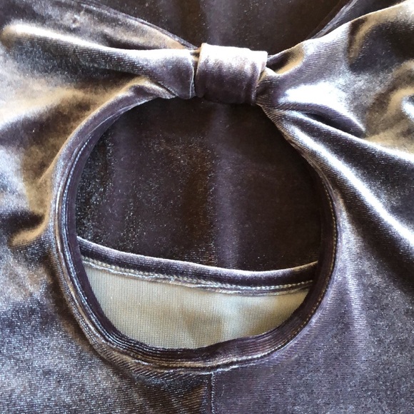 Love Fire velvet fitted top with keyhole back - Picture 7 of 7